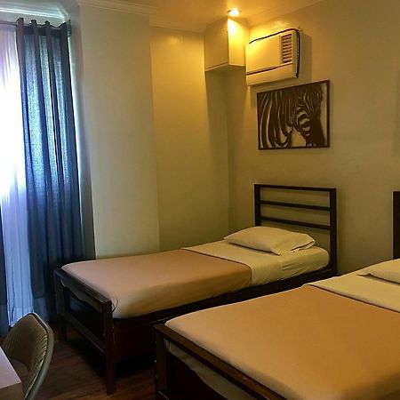 Hotel Tiffany Laoag Exterior foto